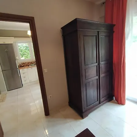 Detached House In A Quiet Place Casa vacanze *