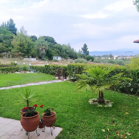 Detached House In A Quiet Place Casa vacanze Hanioti