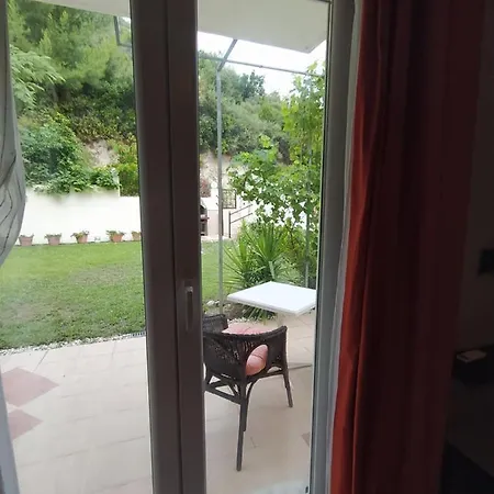 Detached House In A Quiet Place * Ханиоти