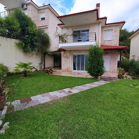 Detached House In A Quiet Place * Hanioti