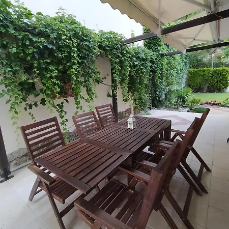 Detached House In A Quiet Place *